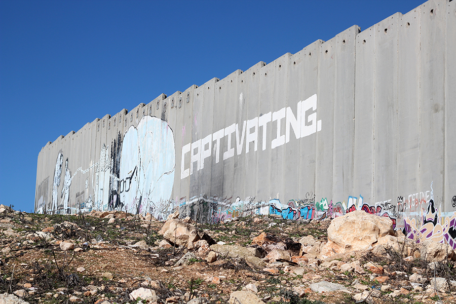 13 photos of the wall surrounding Bethlehem