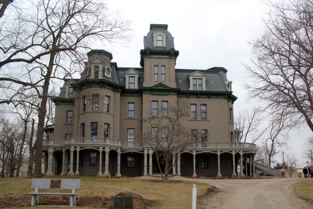 Hegeler Carus Mansion