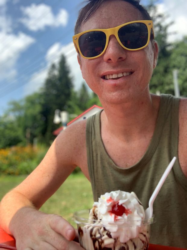 ice cream sundae